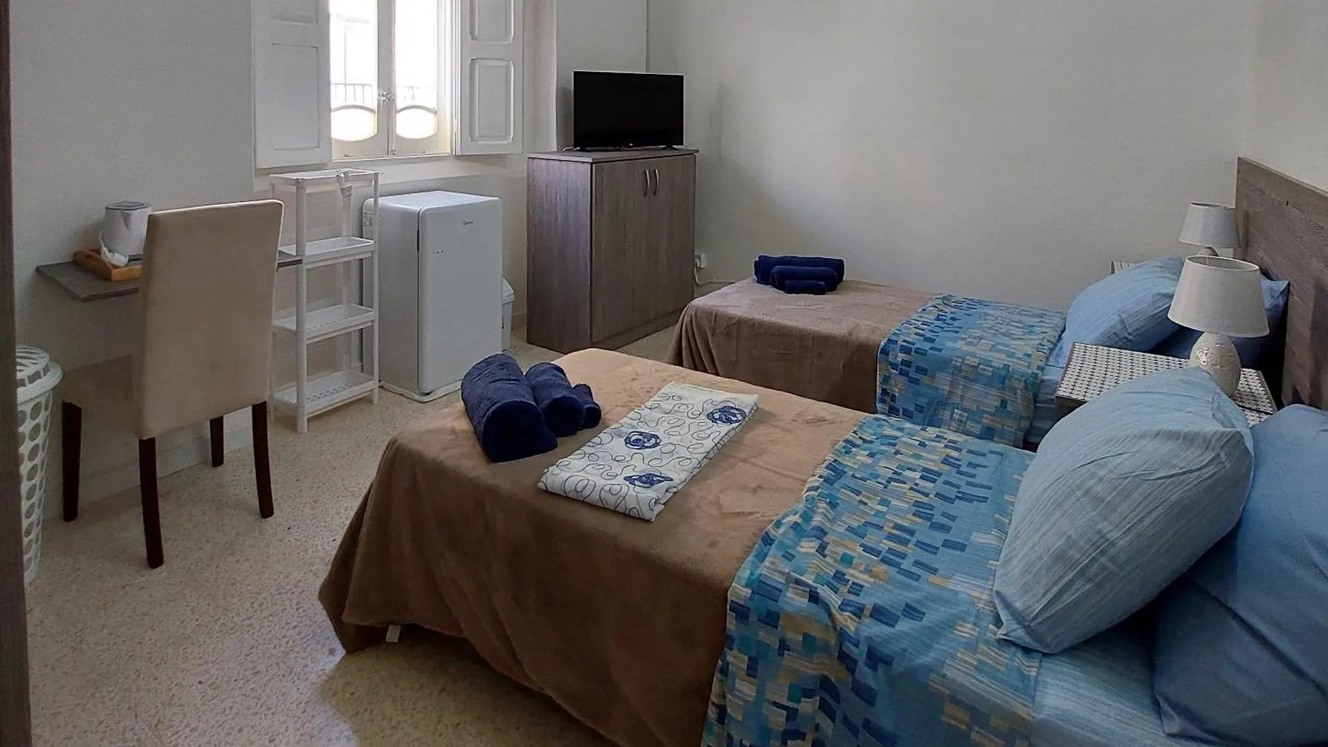 Suffolk Springs Rooms Rabat 0*,  Malta